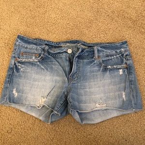 AE Light Distressed Denim Shorts